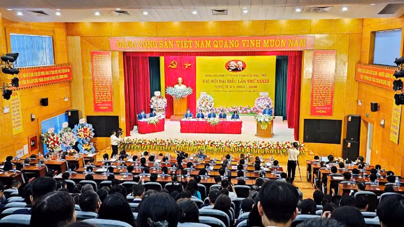 Quang cảnh đại hội.