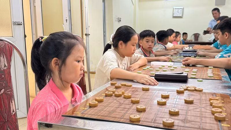 Bộ môn cờ tướng thu hút nhiều lứa tuổi tham gia. Bộ môn cờ tướng thu hút nhiều lứa tuổi tham gia.