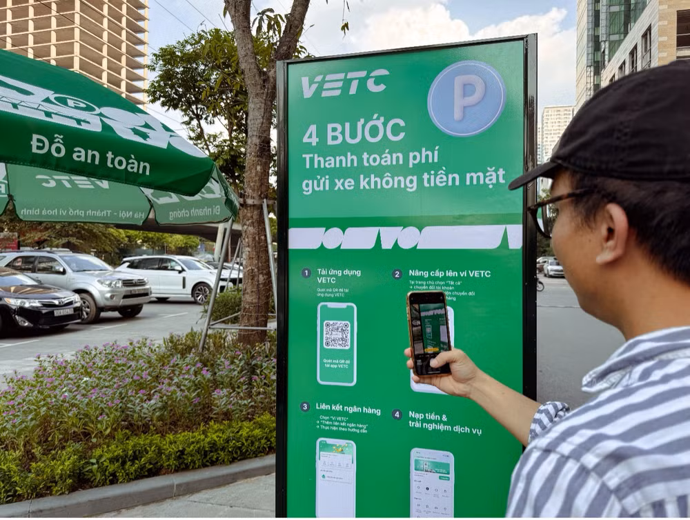 Thu phí đỗ xe qua VETC