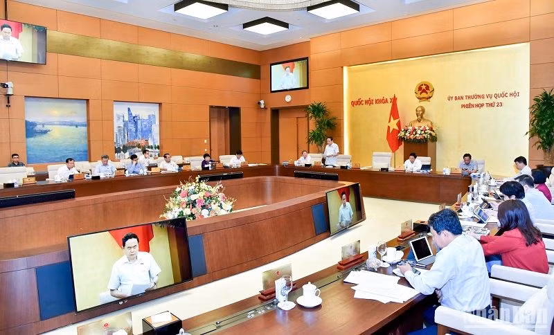 Quang cảnh phiên họp. (Ảnh: DUY LINH) Quang cảnh phiên họp. (Ảnh: DUY LINH)