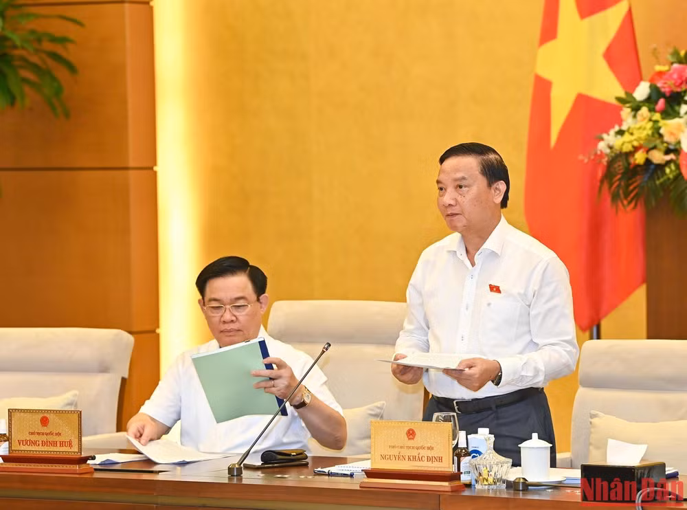 Phó Chủ tịch Quốc hội Nguyễn Khắc Định phát biểu. (Ảnh: DUY LINH)
