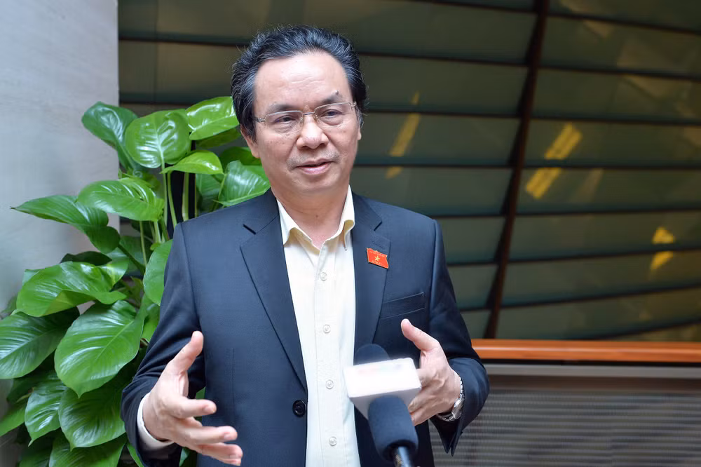 Đại biểu Quốc hội Hoàng Văn Cường (đoàn Hà Nội). Đại biểu Quốc hội Hoàng Văn Cường (đoàn Hà Nội).
