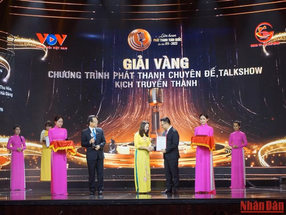 Trao giải thưởng, bế mạc Liên hoan Phát thanh toàn quốc lần thứ XV ảnh 1 Trao giải thưởng, bế mạc Liên hoan Phát thanh toàn quốc lần thứ XV ảnh 1