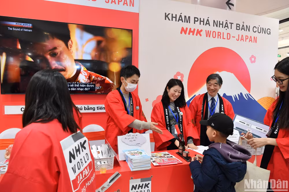 Sự kiện “Khám phá Nhật Bản” cùng NHK World-Japan diễn ra tại Trung tâm thương mại Aeon Mall Hà Đông (Hà Nội) với nhiều hoạt động đặc sắc. (Ảnh: THÀNH ĐẠT)