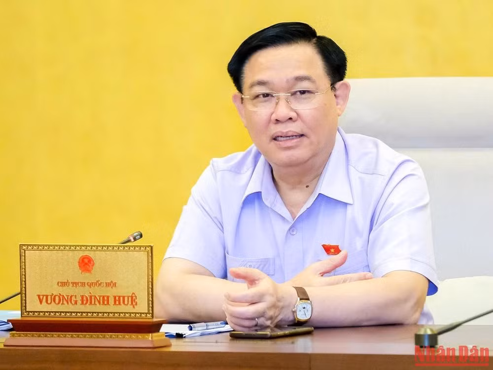 Chủ tịch Quốc hội Vương Đình Huệ phát biểu ý kiến tại phiên họp. (Ảnh: DUY LINH)