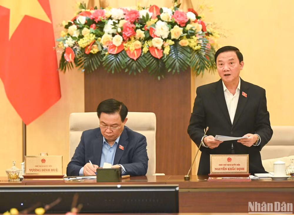 Phó Chủ tịch Quốc hội Nguyễn Khắc Định phát biểu ý kiến tại phiên họp. (Ảnh: DUY LINH)