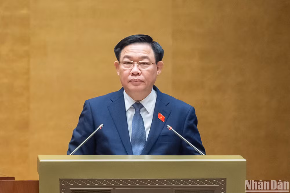 Chủ tịch Quốc hội Vương Đình Huệ phát biểu bế mạc kỳ họp. (Ảnh: DUY LINH)
