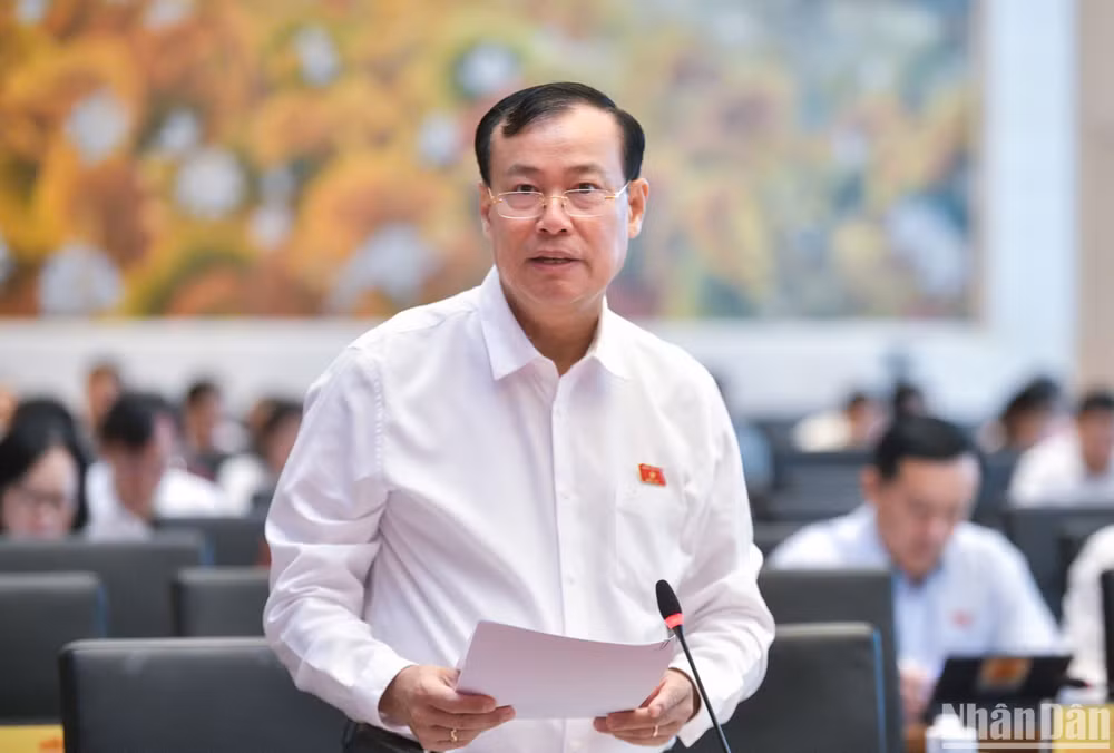 Chủ nhiệm Ủy ban Quốc phòng và An ninh Lê Tấn Tới. (Ảnh: DUY LINH)