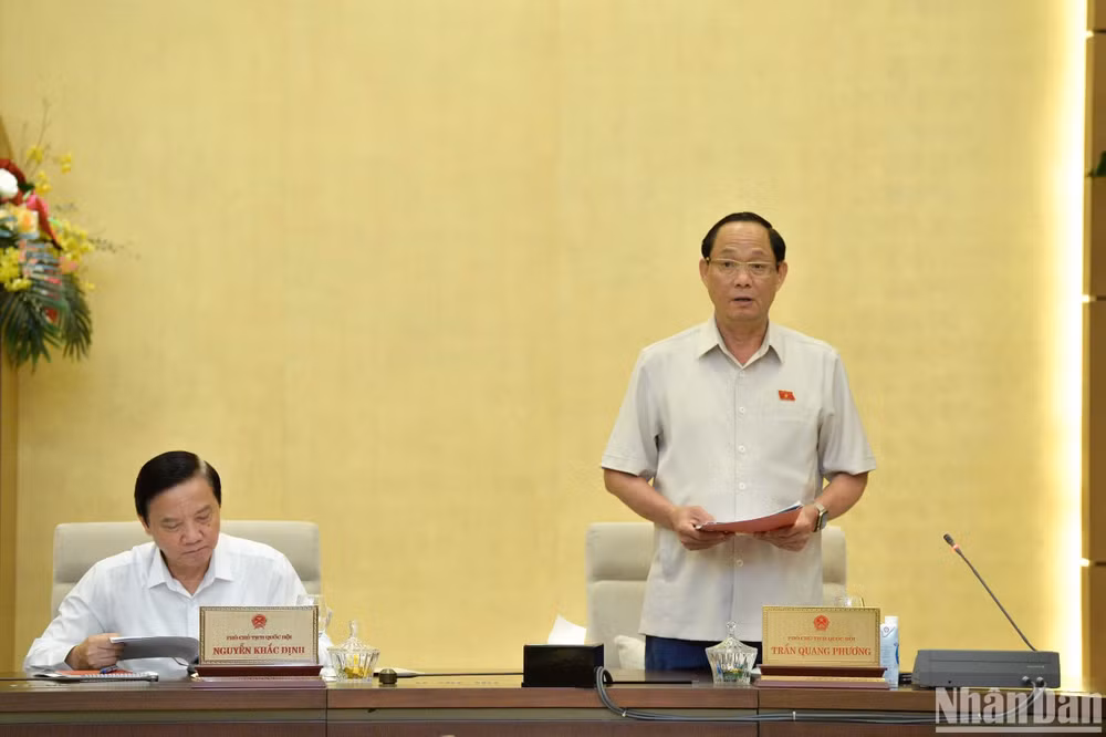 Phó Chủ tịch Quốc hội Trần Quang Phương phát biểu. (Ảnh: DUY LINH) Phó Chủ tịch Quốc hội Trần Quang Phương phát biểu. (Ảnh: DUY LINH)