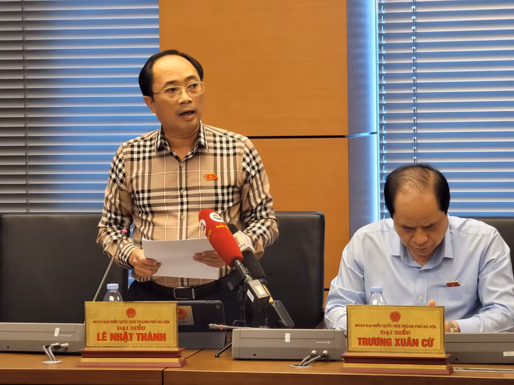 Đại biểu Lê Nhật Thành phát biểu ý kiến.