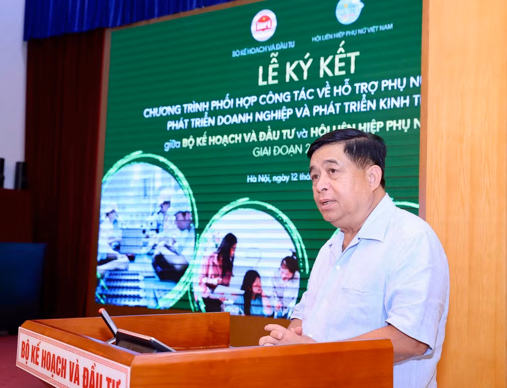 Bộ trưởng Nguyễn Chí Dũng phát biểu tại Lễ ký kết.