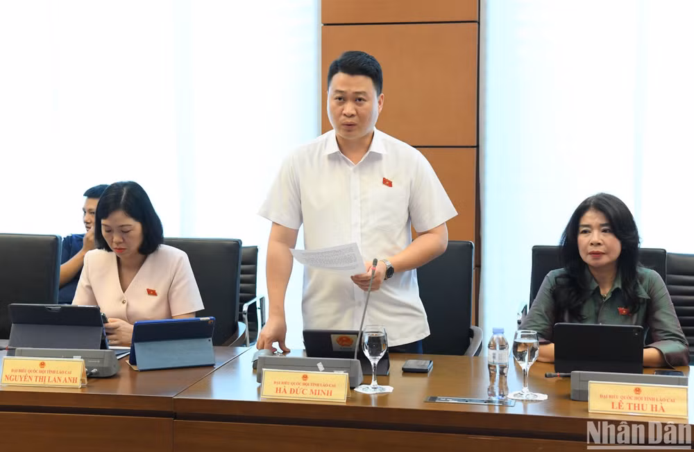 Đại biểu Hà Đức Minh (đoàn Lào Cai). (Ảnh: DUY LINH) Đại biểu Hà Đức Minh (đoàn Lào Cai). (Ảnh: DUY LINH)