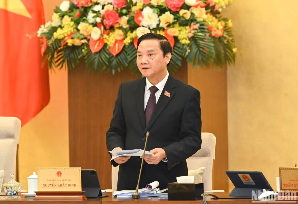 Phó Chủ tịch Quốc hội Nguyễn Khắc Định phát biểu kết luận nội dung phiên thảo luận. (Ảnh: DUY LINH) Phó Chủ tịch Quốc hội Nguyễn Khắc Định phát biểu kết luận nội dung phiên thảo luận. (Ảnh: DUY LINH)