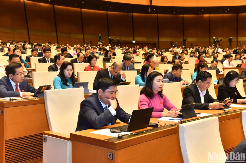 Các đại biểu Quốc hội dự phiên họp sáng 22/5. (Ảnh: ĐĂNG KHOA)