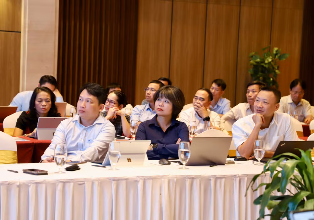 Các đại biểu dự Hội thảo. Các đại biểu dự Hội thảo.