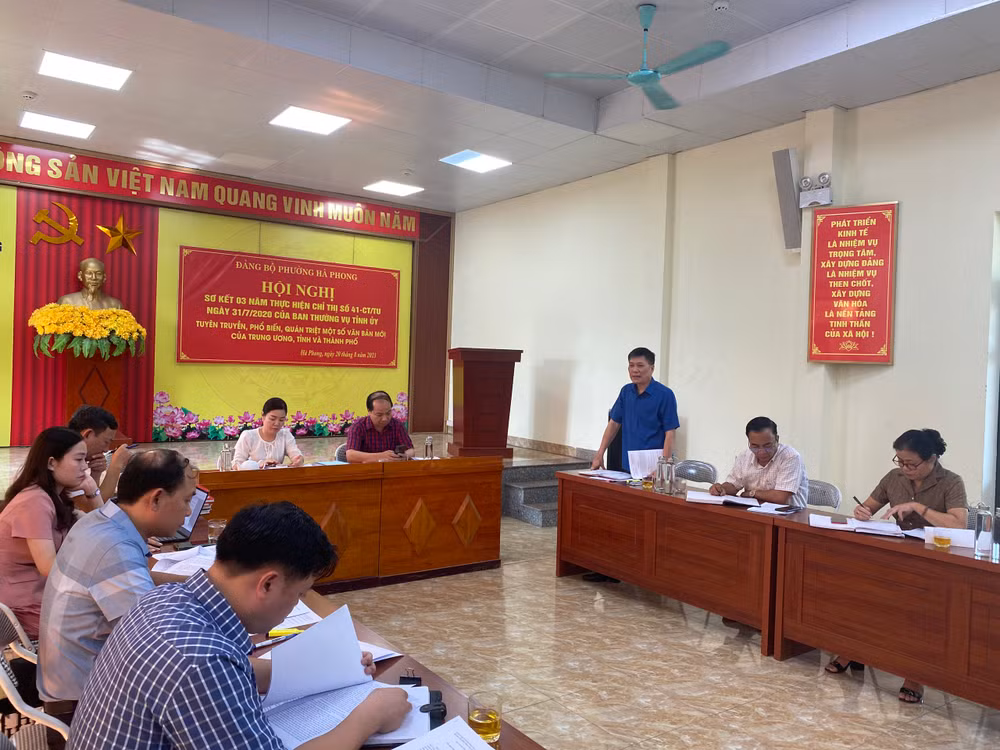 Thành ủy Hạ Long thực hiện nghiêm việc thành lập đoàn kiểm tra, giám sát tại cơ sở.