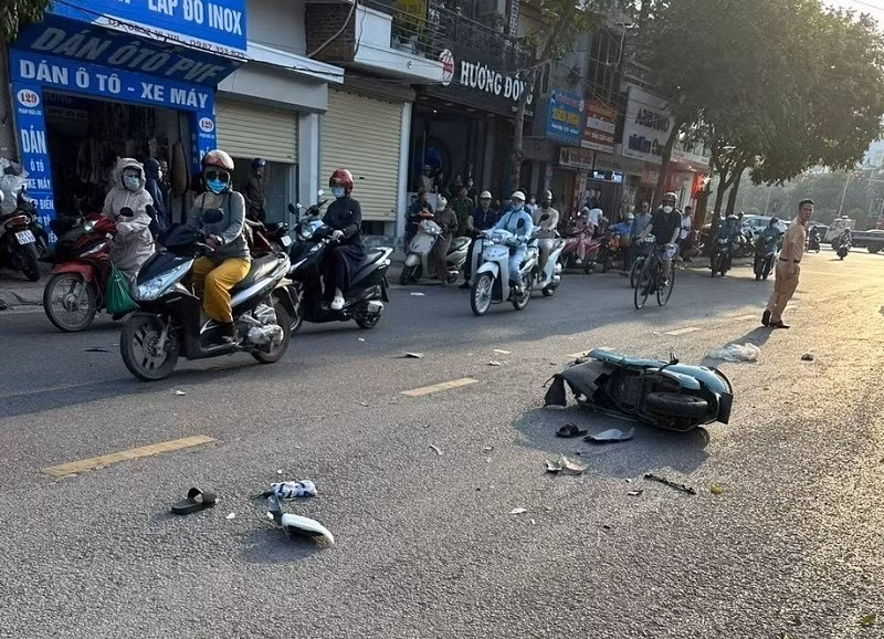Hiện trường vụ tai nạn. (Ảnh: TTXVN phát)