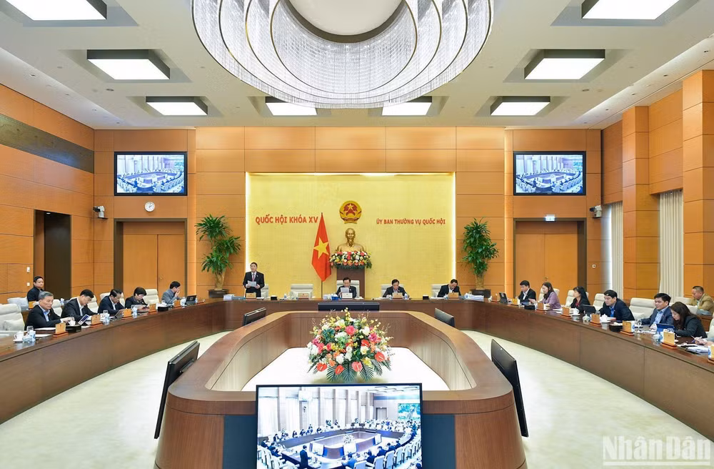 Quang cảnh phiên họp chiều 12/4. (Ảnh: DUY LINH) Quang cảnh phiên họp chiều 12/4. (Ảnh: DUY LINH)