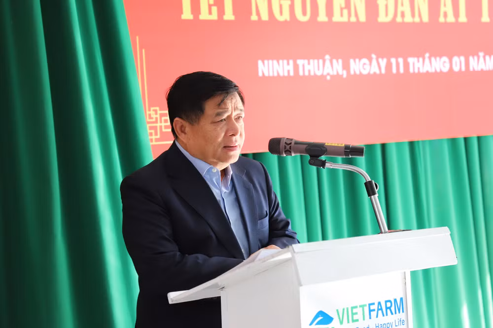 Bộ trưởng Kế hoạch và Đầu tư Nguyễn Chí Dũng. Bộ trưởng Kế hoạch và Đầu tư Nguyễn Chí Dũng.