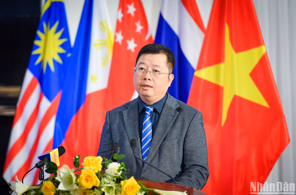 Thứ trưởng Thông tin và Truyền thông Nguyễn Thanh Lâm phát biểu chào mừng hội thảo. (Ảnh: THÀNH ĐẠT) Thứ trưởng Thông tin và Truyền thông Nguyễn Thanh Lâm phát biểu chào mừng hội thảo. (Ảnh: THÀNH ĐẠT)