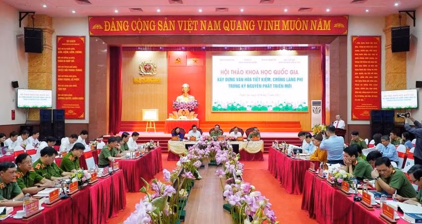 Quang cảnh hội thảo.
