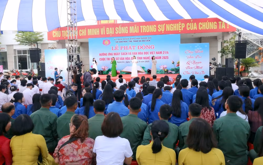 Toàn cảnh buổi lễ.