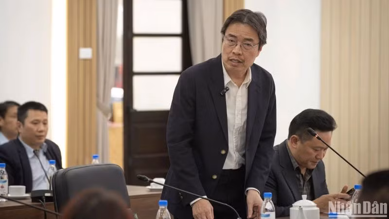 Ông Đặng Hoa Nam chia sẻ tại tọa đàm. (Ảnh: SƠN TÙNG) Ông Đặng Hoa Nam chia sẻ tại tọa đàm. (Ảnh: SƠN TÙNG)