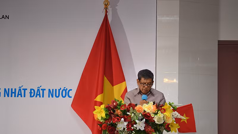 Ông Nguyễn Văn Cầm phát biểu tại buổi lễ.