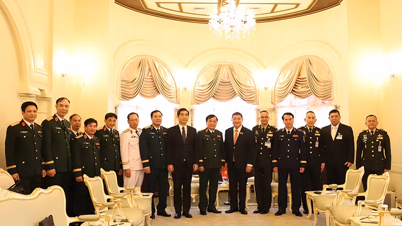 Hợp tác quốc phòng giữa Thái Lan và Việt Nam ngày càng phát triển, đóng góp thực chất cho quan hệ Đối tác chiến lược tăng cường giữa hai nước. Hợp tác quốc phòng giữa Thái Lan và Việt Nam ngày càng phát triển, đóng góp thực chất cho quan hệ Đối tác chiến lược tăng cường giữa hai nước.