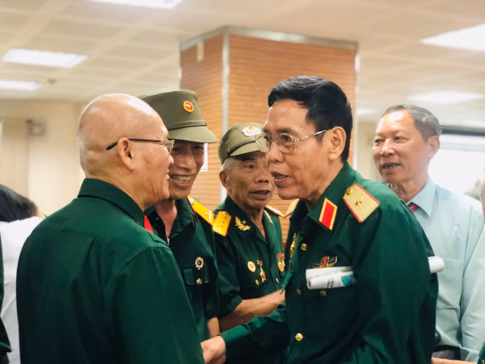 Các cựu chiến binh Quân đoàn 3 vui mừng gặp lại nhau Các cựu chiến binh Quân đoàn 3 vui mừng gặp lại nhau