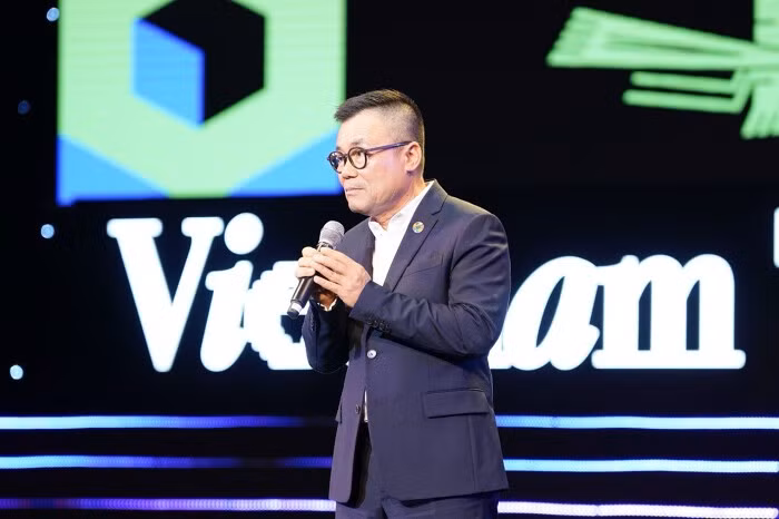 Chủ tịch Công ty CP Chứng khoán SSI Nguyễn Duy Hưng phát biểu khai mạc chương trình. Chủ tịch Công ty CP Chứng khoán SSI Nguyễn Duy Hưng phát biểu khai mạc chương trình.