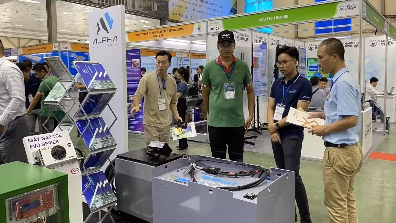 Thành phố Hà Nội triển khai các chương trình hỗ trợ doanh nghiệp thu hút đầu tư, quảng bá sản phẩm.
