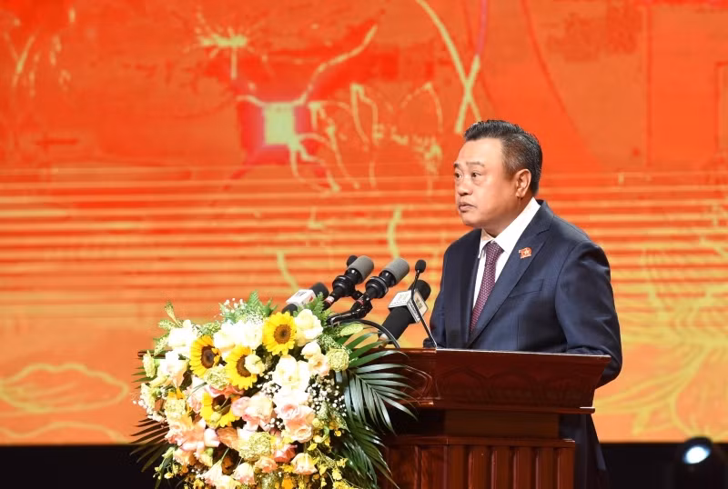 Đồng chí Trần Sỹ Thanh phát biểu tại Hội nghị. (Ảnh: TRẦN HẢI) Đồng chí Trần Sỹ Thanh phát biểu tại Hội nghị. (Ảnh: TRẦN HẢI)