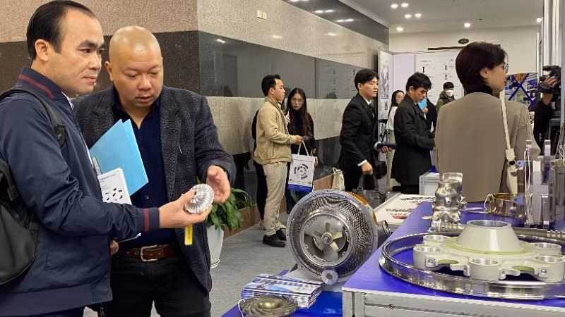 Các doanh nghiệp giới thiệu sản phẩm, công nghệ, trang thiết bị có thể tham gia vào chuỗi cung ứng lĩnh vực công nghiệp hàng không.