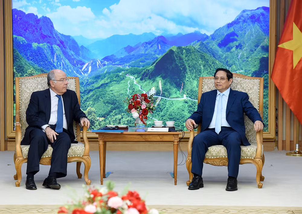 Thủ tướng Phạm Minh Chính tiếp Bộ trưởng Ngoại giao Brazil Mauro Vieira.