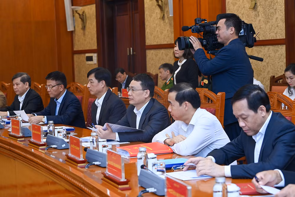 [Ảnh] Tổng Bí thư Nguyễn Phú Trọng chủ trì cuộc họp Thường trực Ban chỉ đạo Trung ương về phòng, chống tham nhũng, tiêu cực ảnh 5