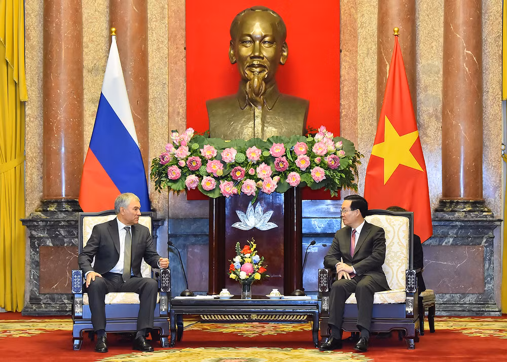 Chủ tịch nước Võ Văn Thưởng tiếp Chủ tịch Duma Quốc gia Quốc hội Liên bang Nga Vyacheslav Viktorovich Volodin. (Ảnh: THỦY NGUYÊN) Chủ tịch nước Võ Văn Thưởng tiếp Chủ tịch Duma Quốc gia Quốc hội Liên bang Nga Vyacheslav Viktorovich Volodin. (Ảnh: THỦY NGUYÊN)