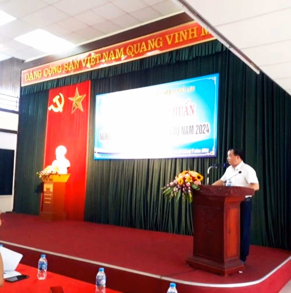 Đồng chí Đặng Kiên Quyết – Phó Tổng Giám đốc, Trưởng ban chỉ đạo ứng phó sự cố tràn dầu Công ty phát biểu khai mạc.