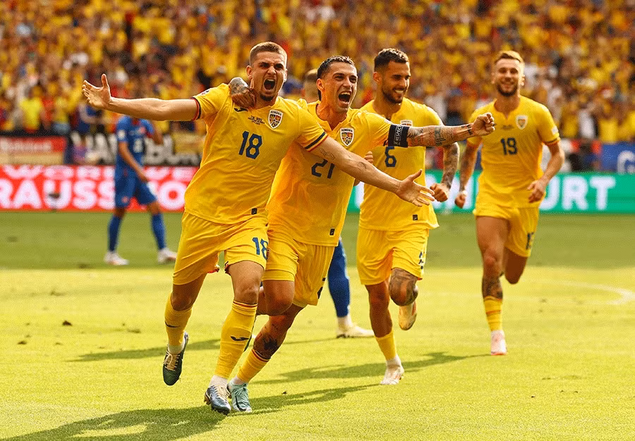 "Làn gió mới" Romania đang có màn thể hiện rất tốt tại Euro 2024, liệu họ có thể thổi bay những "cơn lốc" màu da cam? (Ảnh: Reuters) "Làn gió mới" Romania đang có màn thể hiện rất tốt tại Euro 2024, liệu họ có thể thổi bay những "cơn lốc" màu da cam? (Ảnh: Reuters)