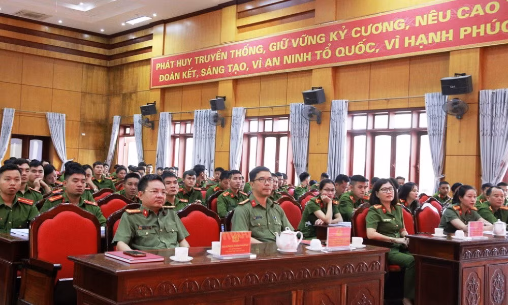 Hàng nghìn lượt cán bộ, chiến sĩ công an xã ở Hà Tĩnh được tham gia các lớp tập huấn, bồi dưỡng nghiệp vụ công tác.