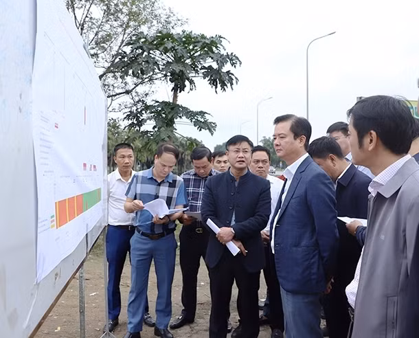 Lãnh đạo tỉnh Hà Tĩnh thường xuyên bám sát hiện trường, nắm bắt khó khăn, vướng mắc, từ đó kịp thời có phương án giải quyết, tháo gỡ. 