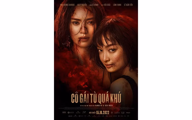 Poster phim Cô gái từ quá khứ (đạo diễn NamCito và Bảo Nhân, năm 2022), được xếp vào thể loại phim "bí ẩn, hồi hộp, tâm lý" và dán nhãn C18. Nguồn: CGV.vn
