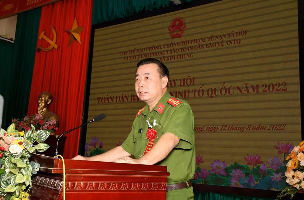 Thượng tá Nguyễn Ngọc Mẽ phát biểu tại ngày hội Thượng tá Nguyễn Ngọc Mẽ phát biểu tại ngày hội