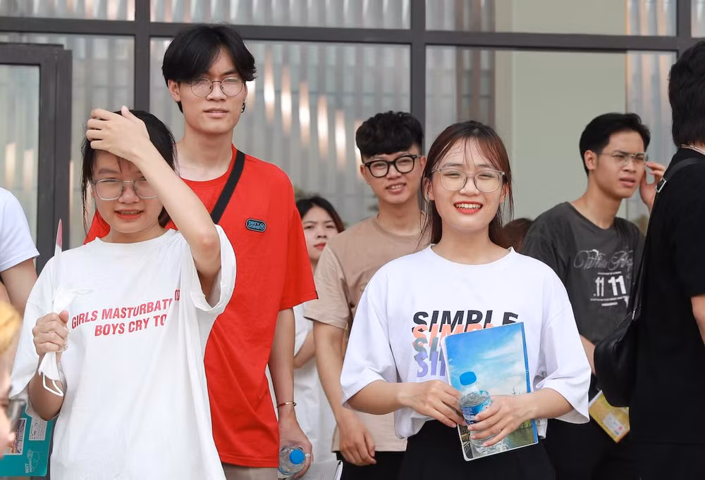 Sinh viên Đại học Quốc gia Hà Nội.