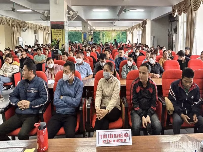 Hơn 300 lao động huyện Kiến Xương và Vũ Thư (tỉnh Thái Bình) đăng ký tham gia chương trình lao động thời vụ tại Hàn Quốc năm 2024. Hơn 300 lao động huyện Kiến Xương và Vũ Thư (tỉnh Thái Bình) đăng ký tham gia chương trình lao động thời vụ tại Hàn Quốc năm 2024.