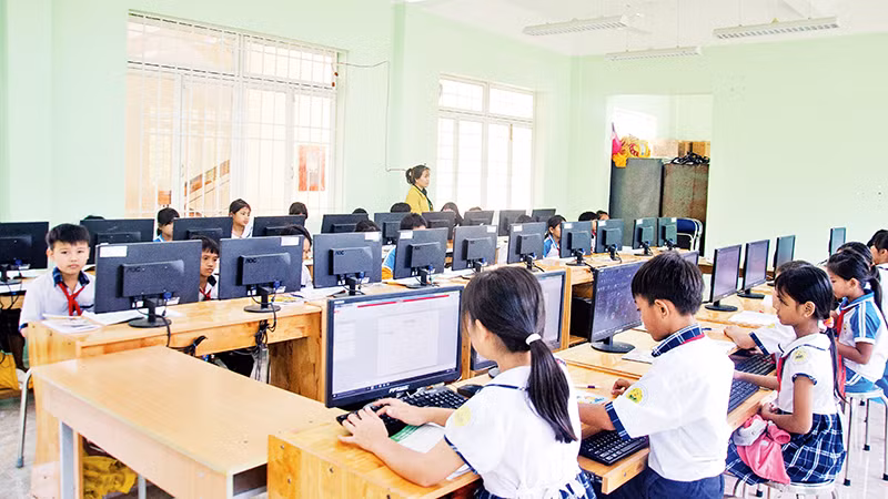 Xây dựng hạ tầng quốc gia về học tập là mục tiêu mà ngành giáo dục và đào tạo tỉnh Quảng Ngãi hướng tới.