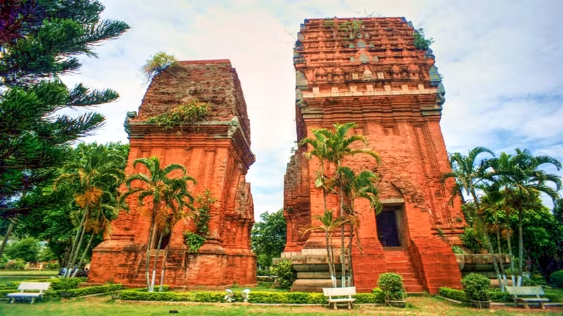 Di tích Tháp Đôi. Di tích Tháp Đôi.