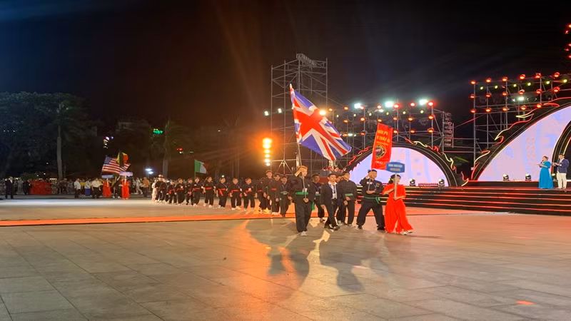 Liên hoan quốc tế Võ cổ truyền Việt Nam lần thứ 8 có sự tham gia của nhiều đoàn võ thuật quốc tế.
