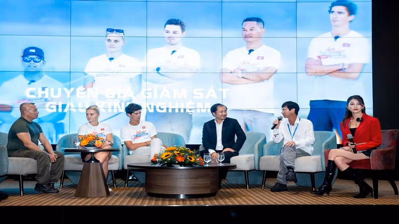 Ông Phan Ngọc Tiến, Trưởng Ban Thể Thao VTV chia sẻ tại lễ ra mắt. Ông Phan Ngọc Tiến, Trưởng Ban Thể Thao VTV chia sẻ tại lễ ra mắt.