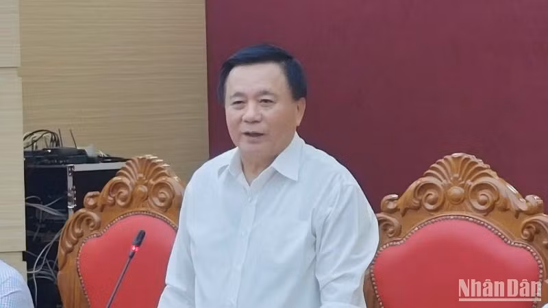 Đồng chí Nguyễn Xuân Thắng phát biểu chỉ đạo Hội nghị. Đồng chí Nguyễn Xuân Thắng phát biểu chỉ đạo Hội nghị.
